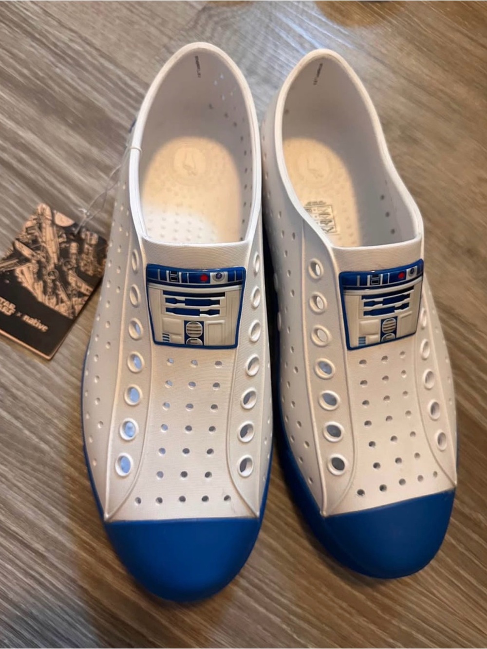 NWT Native R2-D2 Slip-On Water Shoes - White & Blue W10 M8